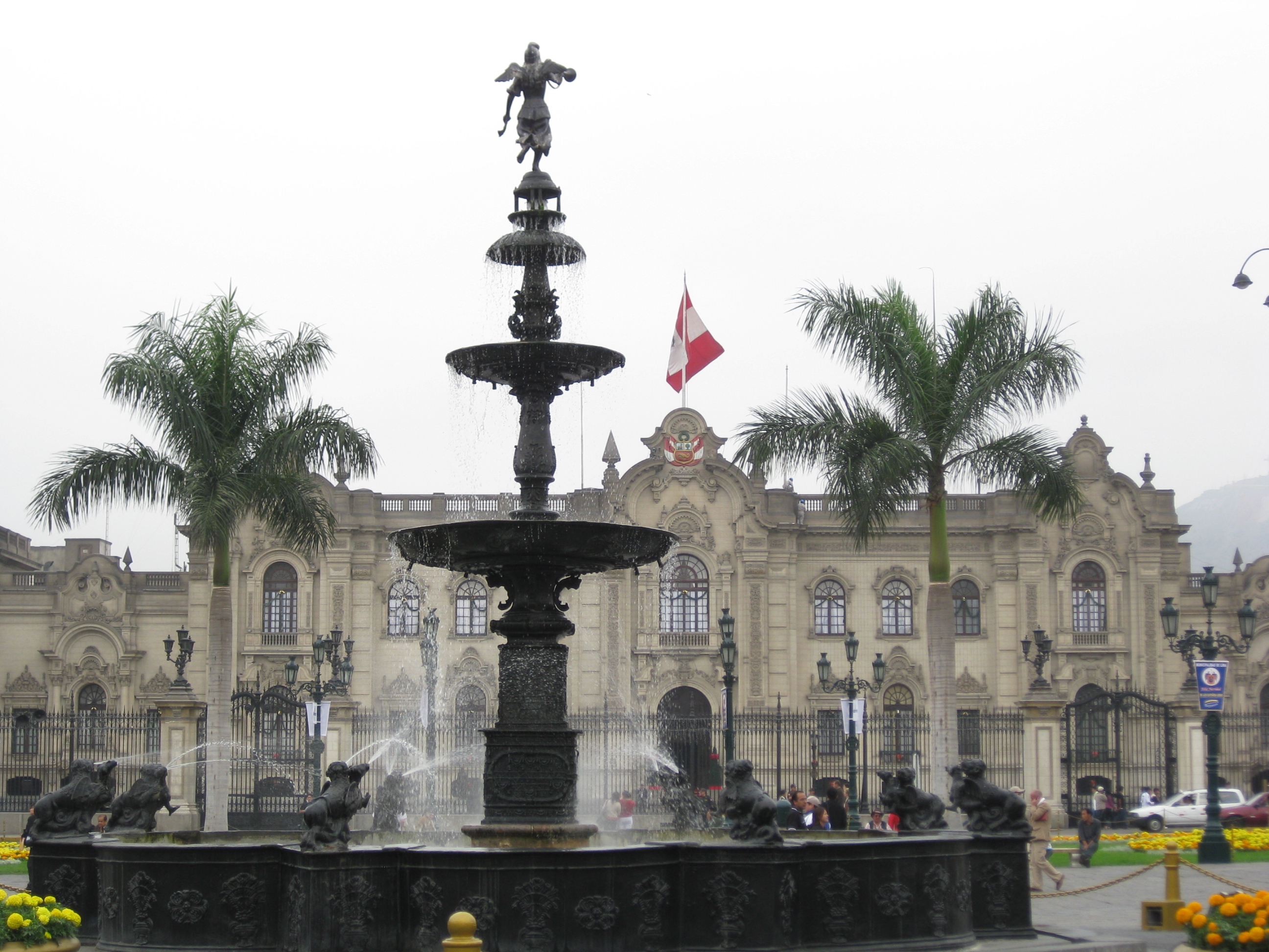 <h3> Back from Peru!</h3>    <a href="http://reporterbarnes.com/blog/?p=695">lima3</a> 